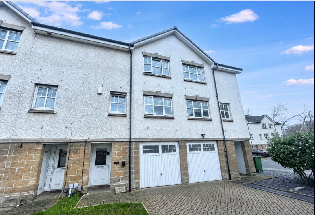 30 Sun Gardens, Thornaby