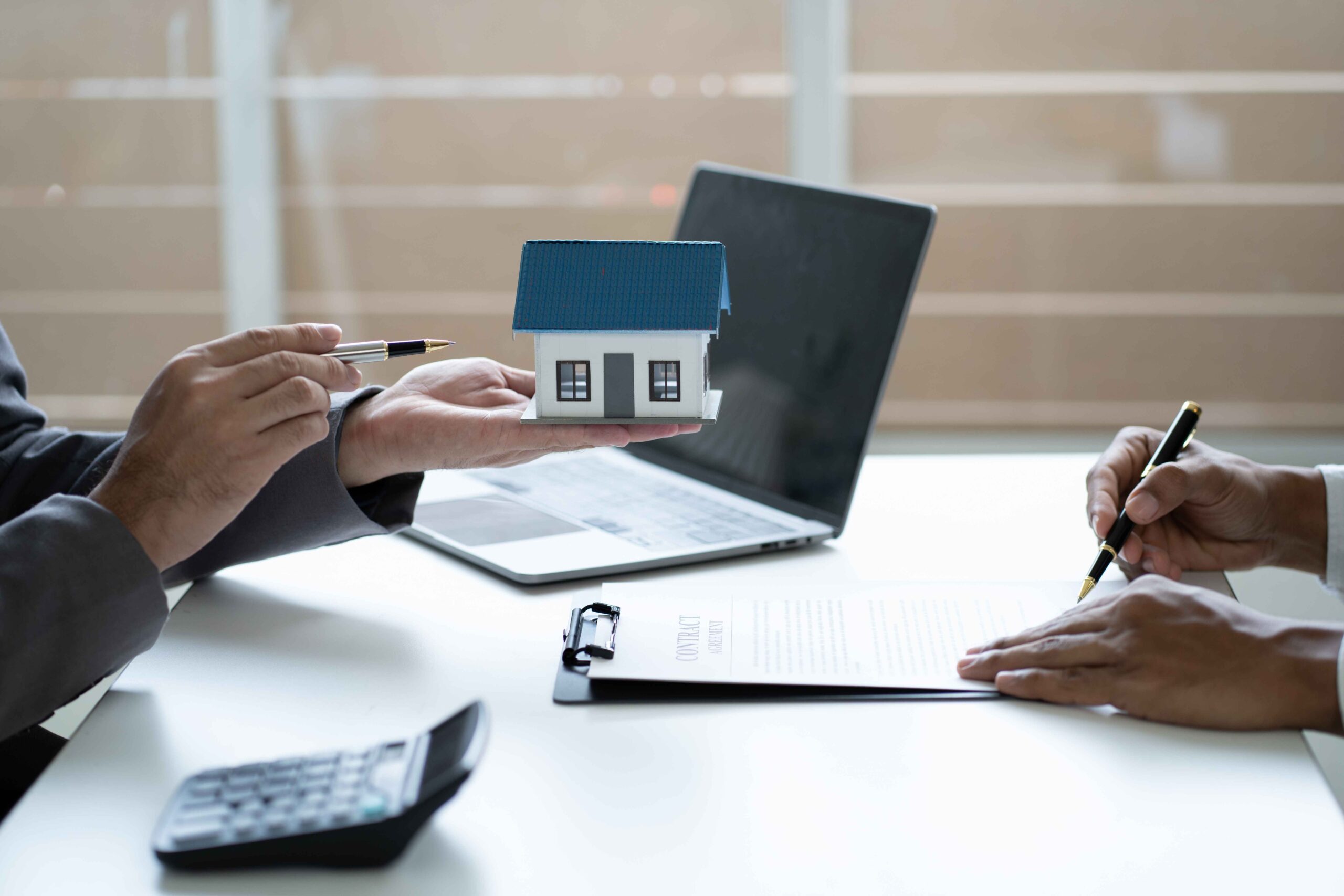 What Does a Property Investment Advisor Do and Why Investors Need One